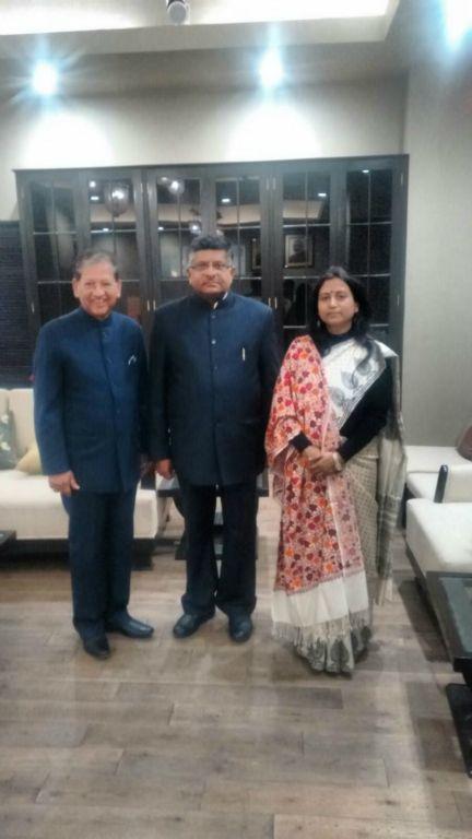 Dr. Prachi Kaul, Acting Director and Shri Sunil Shastri met with Hon&#039;ble Shri Ravi Shanker Prasad,Union Minister of Communications and Information Technology