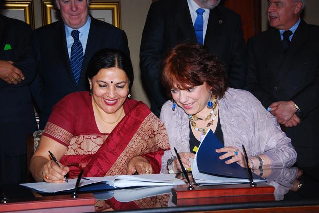 Quebec MoU Signing on 5 February 2010